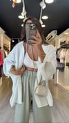 Beyaz Yeşil Çizgili Cepli Oversize Gömlek 