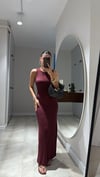 Bordo Yırtmaç Detaylı Midi Boy Dilvin Elbise 