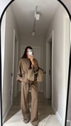 Camel Bağlama Detaylı Marka Model Keten Takım
