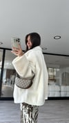 Ekru Çift Cepli Peluş Mont 