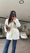 Ekru Kuşaklı Buklet Blazer Ceket