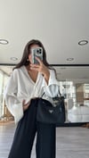 Ekru Oval Kesim Modal Kumaş Gömlek