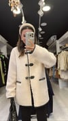 Ekru Peluş Marka Model Dügmeli Ceket 