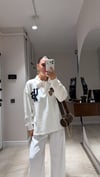 Ekru Polo Yaka Arma İşlemeli Sweat