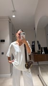 Ekru V Yaka Marka Model Basic Tişört