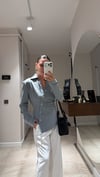 Gri Lacivert Dik Çizgili Dokulu Gömlek