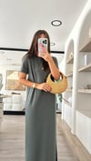 Haki Yan Yırtmaçlı Marka Model Elbise