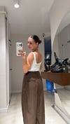 Kahve Dikiş Detaylı Taşlı Pantolon