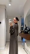 Kahve Gül Broş Detaylı Pantolon Takım