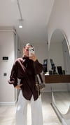 Kahve Hakim Yaka Kemerli Gömlek
