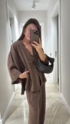 Kahve V Yaka Tek Düğmeli Bluz 