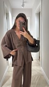 Kahve V Yaka Tek Düğmeli Bluz 
