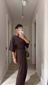 Kahve Yan Büzgülü Simli Bluz Pantolon Takım