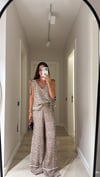 Krem Renkli Çiçekli Bağlamalı Bluz Pantolon Takım