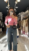 Pembe Drapeli Düşük Omuzlu Tül Bluz