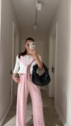 Pembe Fular Detaylı Pantolon Takım