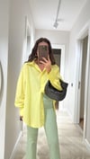 Sarı Gizli Düğme Detaylı Oversize Gömlek