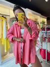 Şeker Pembe Yanları Düğmeli Keten Gömlek