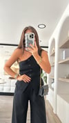 Siyah Arka Kemer Detaylı Tek Omuzlu Yelek