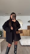 Siyah Atkılı Kaşe Oversize Ceket 