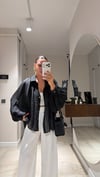 Siyah Balon Kol Oversize Tensel Gömlek