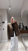 Siyah Bej Leopar Desenli Sakallı Hırka