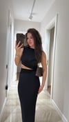 Siyah Bel Dekolteli Marka Model Elbise