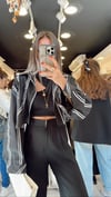 Siyah Beyaz Çizgili Crop Gömlek 