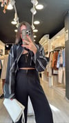 Siyah Beyaz Çizgili Crop Gömlek 
