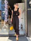 Siyah Büzgü Detaylı Askılı Bluz