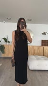 Siyah Dik Yaka Sıfır Kol Triko Elbise 