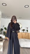 Siyah Fular Detaylı Tensel Bluz 
