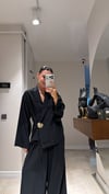 Siyah Gül Broş Detaylı Pantolon Takım
