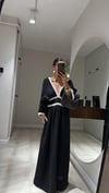 Siyah Güpürlü V Yaka Müslin Elbise