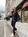 Siyah Kesik Paça Ön Yırtmaçlı Deri Tayt Pantolon 