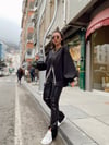 Siyah Kesik Paça Ön Yırtmaçlı Deri Tayt Pantolon 