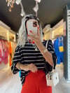 Siyah Kırmızı Yaka Çizgili Tshirt 