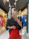 Siyah Kırmızı Yaka Çizgili Tshirt 