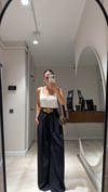 Siyah Köprü Detaylı Kemerli Pantolon