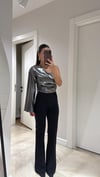 Siyah Ön Dikiş Detaylı İspanyol Paça Marka Model Pantolon