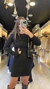 Siyah Renk Kabartma Desenli Kazak