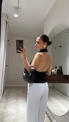 Siyah Sırtı Açık Degaje Yaka Saten Bluz