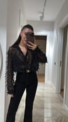 Siyah Tül Detaylı Şifon Gömlek 