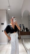 Siyah V Yaka Bağlama Detaylı Bluz 