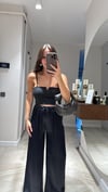 Siyah V Yaka İp Askılı Crop Bluz