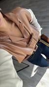 Taba Renk Kemer Detaylı Triko Kol Bluz 