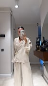 Taş Gül Broş Detaylı Pantolon Takım