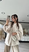 Taş Kapüşonlu Ön Cepli Peluş Sweat 