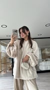 Taş Kapüşonlu Ön Cepli Peluş Sweat 