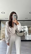 Taş Kruvaze Yaka Kapüşonlu Modal Bluz 